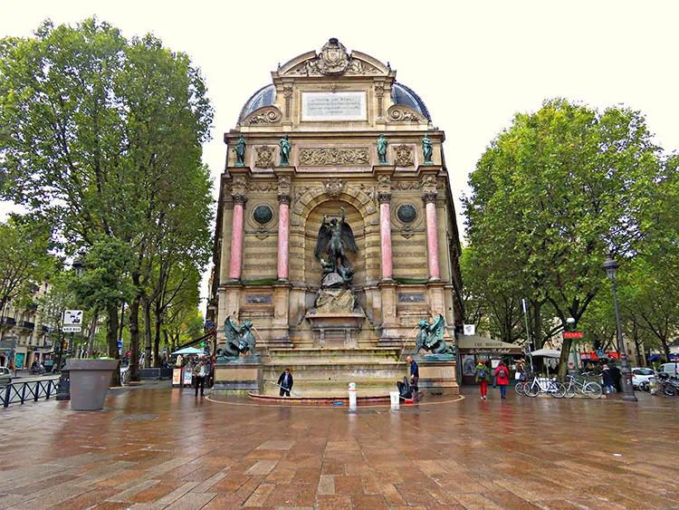 Place Saint-Michel