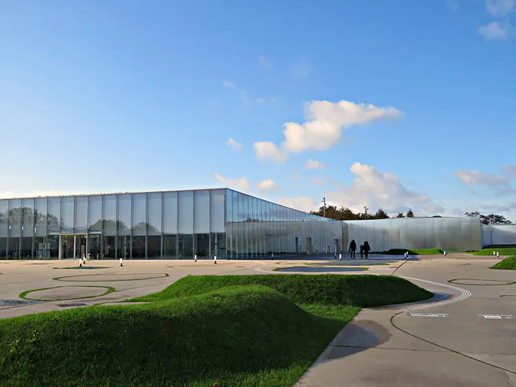Louvre-Lens